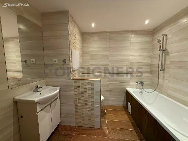 Prodej bytu 1+1 35 m² Formánkova, Hradec Králové - Moravské Předměstí