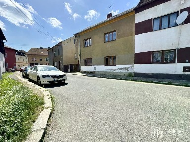 Sládkova, Svatava