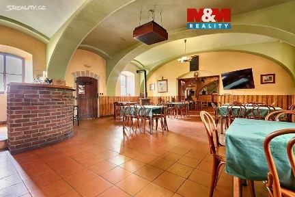 Prodej restaurace 879 m² Tyršova, Studená