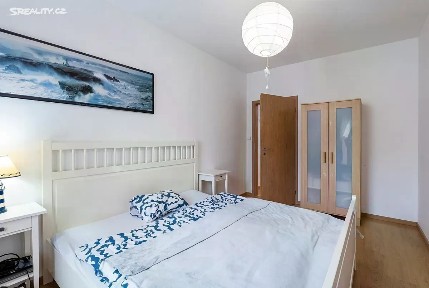 Prodej bytu 2+kk 59 m² Pod Harfou, Praha - Vysočany