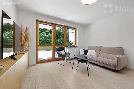 Prodej bytu 3+kk 85 m² Podle náhonu, Praha - Záběhlice