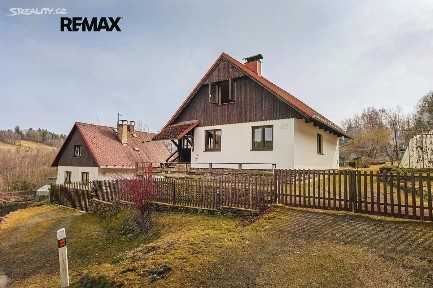 Prodej rodinného domu 120 m², pozemek 1376 m²