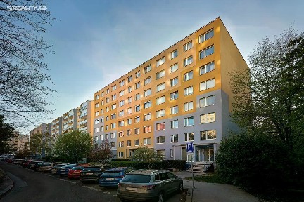 Prodej bytu 3+1 75 m² Jarníkova, Praha - Chodov