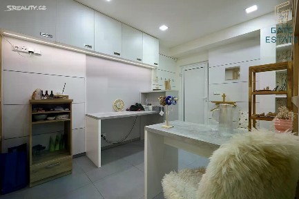 Pronájem obchodního prostoru 25 m²
