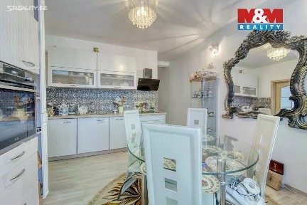 Prodej bytu 4+1 102 m² Krušnohorská, Karlovy Vary - Rybáře