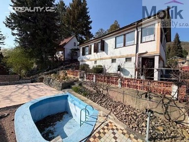 Prodej chaty 777 m², pozemek 733 m²