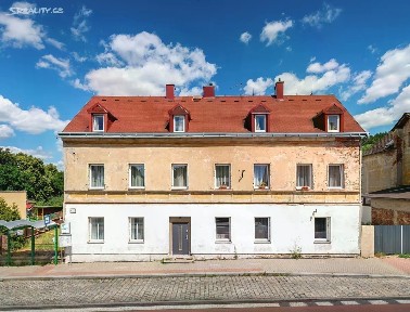 Pronájem bytu 2+1 36 m² Studentská, Karlovy Vary - Doubí