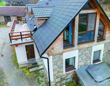 Prodej rodinného domu 460 m², pozemek 3168 m²