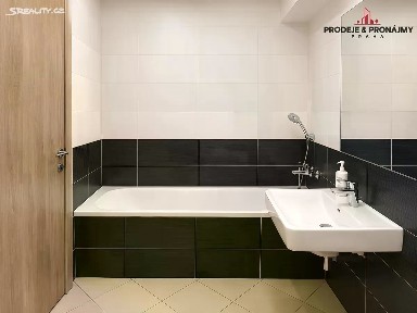 Prodej bytu 1+kk 30 m²