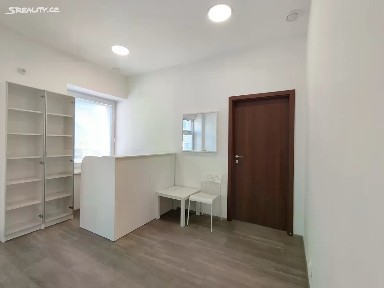 Pronájem ordinace 57 m² Českobrodská, Praha - Hrdlořezy