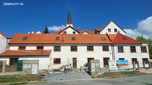 Prodej rodinného domu 168 m², pozemek 218 m² U kašny, Praha - Stodůlky