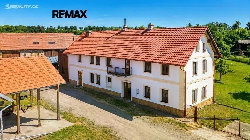 Prodej ubytovacího zařízení 320 m²