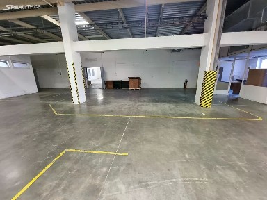 Pronájem skladového prostoru 1200 m² Zádveřice-Raková - Zádveřice