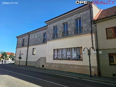 Prodej komerční nemovitosti 1080 m²