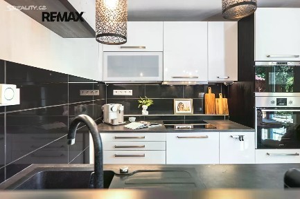 Prodej rodinného domu 178 m², pozemek 461 m²