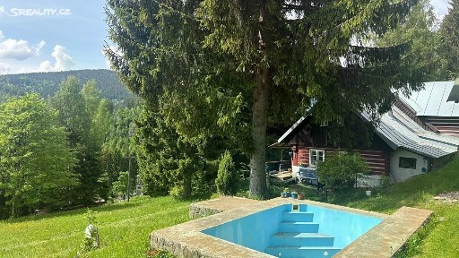 Prodej chalupy 212 m², pozemek 12878 m²