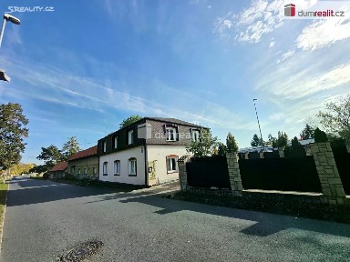 Pronájem bytu 3+kk 98 m² Bártlova, Praha - Horní Počernice