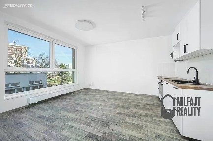 Prodej bytu 2+kk 49 m² U Nisy, Liberec - Liberec III-Jeřáb
