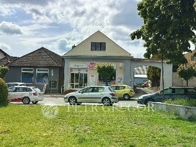 Pronájem obchodního prostoru 270 m² Masarykovo nám., Pečky