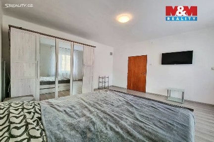 Pronájem bytu 2+kk 79 m² Chebská, Karlovy Vary - Dvory