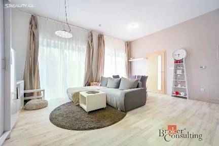 Prodej bytu 2+kk 50 m² 9. května, Blansko