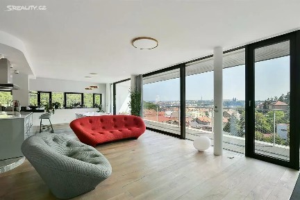 Prodej bytu 6 pokojů a více 278 m² Pod Kesnerkou, Praha - Smíchov