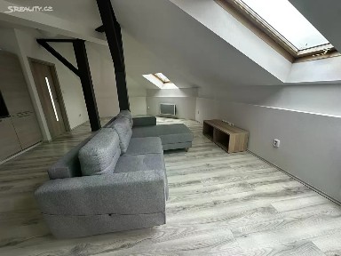 Pronájem bytu 2+kk 62 m²