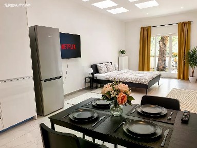 Prodej bytu 1+kk 74 m² Plzeňská, Praha - Smíchov
