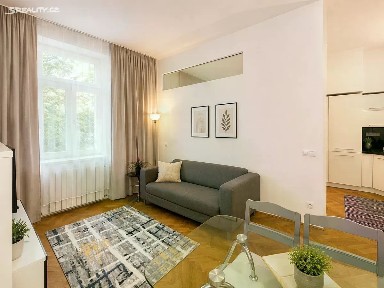 Prodej bytu 2+kk 37 m² Slavojova, Praha - Nusle
