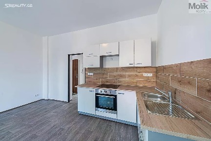 Pronájem bytu 3+kk 64 m²