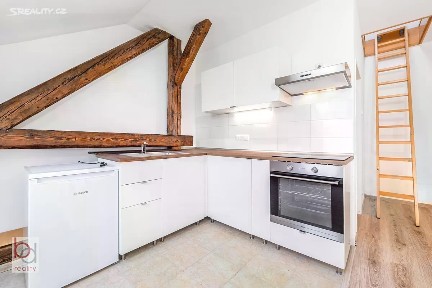 Pronájem bytu 1+kk 40 m² Matice školské, České Budějovice - České Budějovice 7