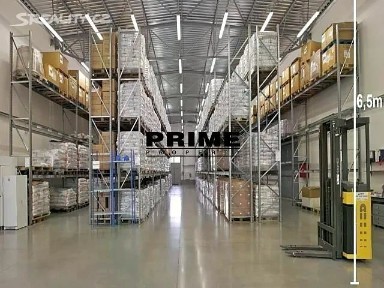 Pronájem skladového prostoru 21 m² Ve žlíbku, Praha - Horní Počernice