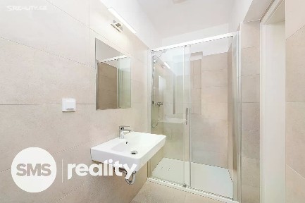 Pronájem bytu 3+kk 70 m² Tomáškova, Praha - Smíchov