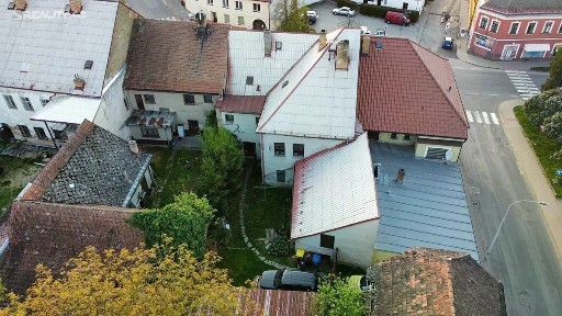 Prodej rodinného domu 264 m², pozemek 515 m²