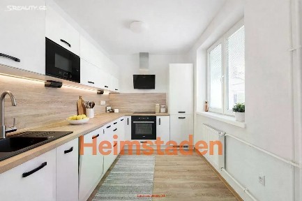 Pronájem bytu 2+kk 67 m² Zelená, Ostrava - Mariánské Hory