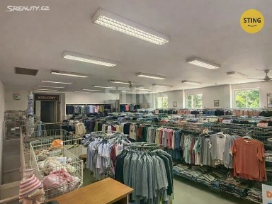 Pronájem obchodního prostoru 150 m²