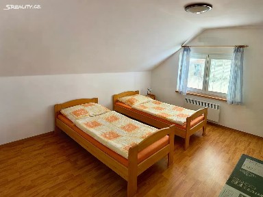 Pronájem ubytovacího zařízení 118 m² Pravlov