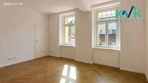 Prodej bytu 3+kk 83 m² Mattoniho nábřeží, Karlovy Vary - Drahovice