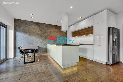 Pronájem bytu 4+kk 95 m² Vítězná, Ostrava - Moravská Ostrava