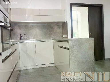 Prodej bytu 3+kk 82 m² Na Roudné, Plzeň - Severní Předměstí