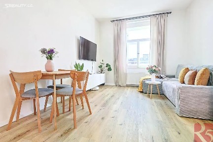 Prodej bytu 3+kk 69 m² Hartigova, Praha - Žižkov