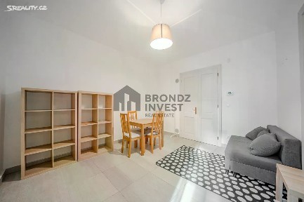 Pronájem bytu 2+kk 50 m² Příčná, Praha