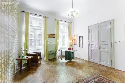 Pronájem bytu 1+1 42 m² Stroupežnického, Praha - Smíchov