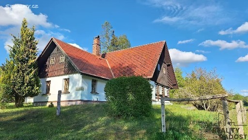 Prodej rodinného domu 95 m², pozemek 1505 m²