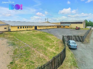 Pronájem výrobní haly, prostoru 2657 m²