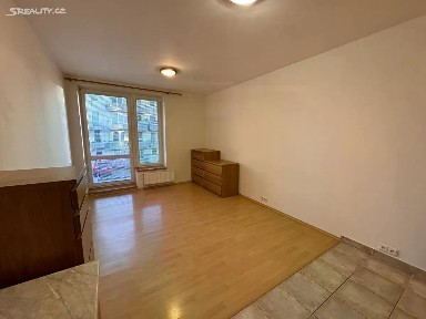 Pronájem bytu 1+kk 26 m² Na Honech I, Zlín