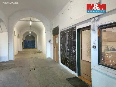 Pronájem obchodního prostoru 500 m²