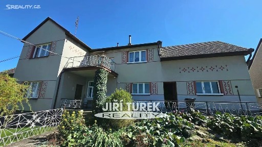 Prodej rodinného domu 180 m², pozemek 2178 m²