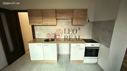 Pronájem bytu 3+1 74 m² Pippichova, Zlonice