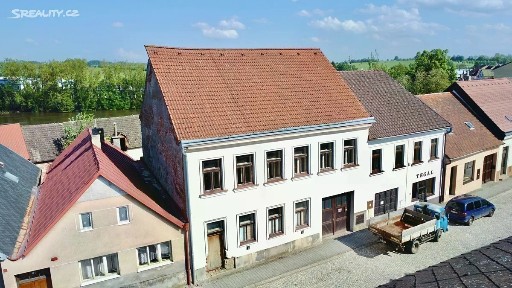 Horní, Počátky